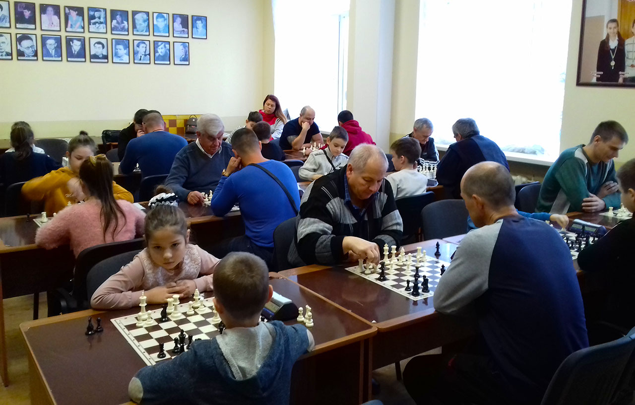 шахматный турнир в школе